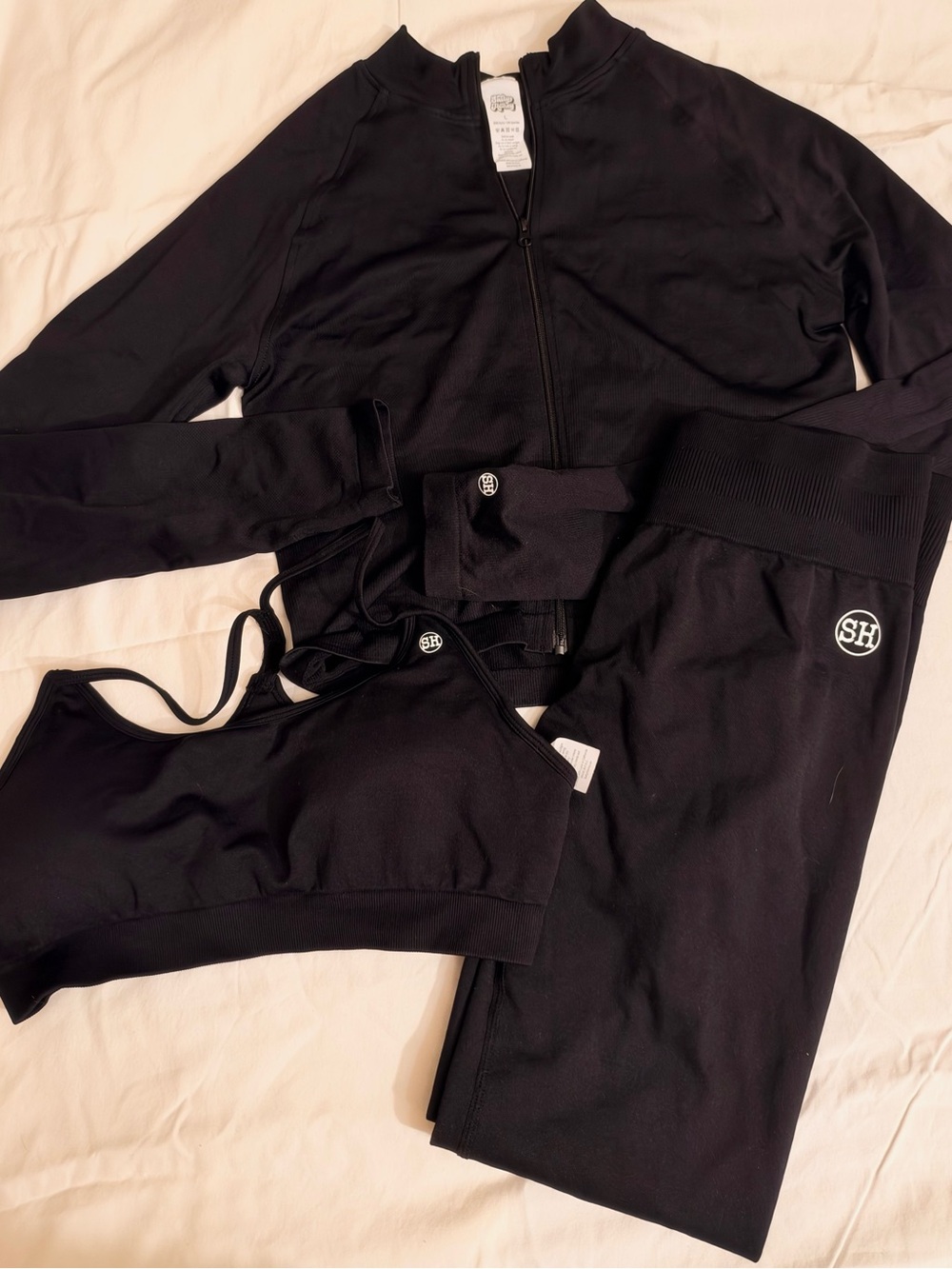 Salty Honey Snatched fitted Black Women's Jacket, Legging & Sports Bra Set